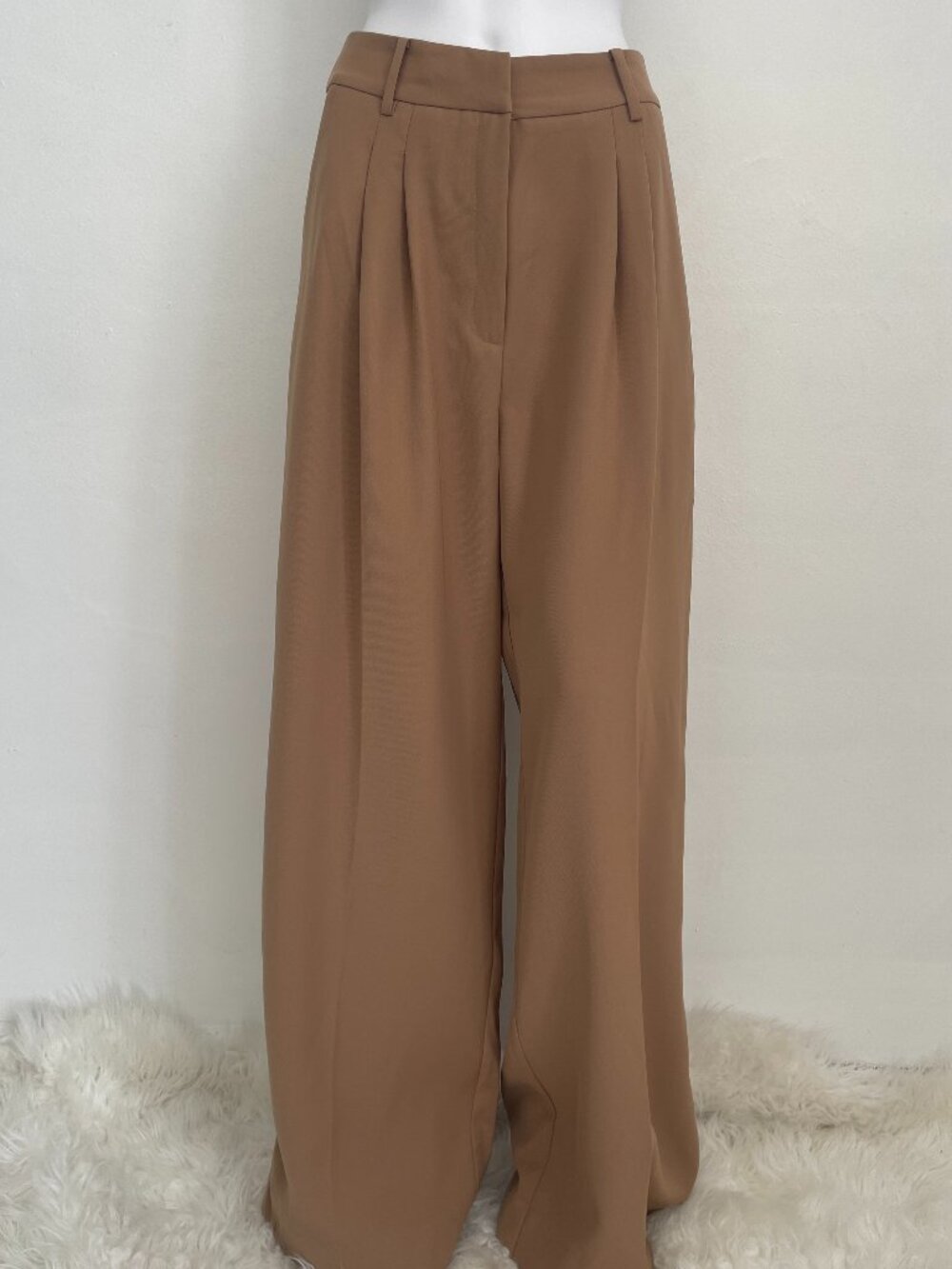 MAYSON THE LABEL Beige/Nude Trouser